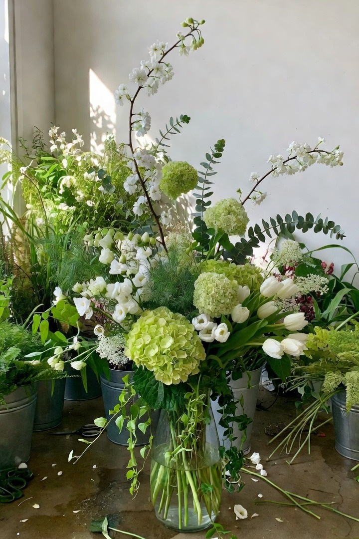 黄緑と白の花束